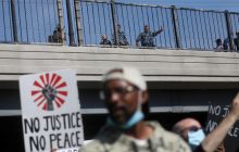 В Берлине и Лондоне прошли митинги солидарности протестам в США