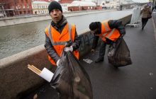 "Я все знаю": двірники на прохання поліції стали стежити за москвичами - ЗМІ