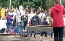 У Броварах на Київщині дівчинка вилетіла з гойдалки: дитина в реанімації (фото)