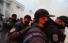 Активисты в Украине "хайпуют" на важных темах: манипулируют от открытия рынка земли до экологии - СМИ