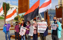 "Стоп тарган": в Києві відбулась акція проти "виборів Лукашенка" і репресій в Білорусі (фоторепортаж)