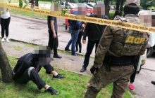 Во Львове со стрельбой задержали грабителей, укравших 4,5 миллиона гривень