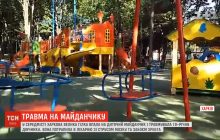 В Харькове огромная ветка упала с дерева на детскую площадку и травмировала 10-летнюю девочку (видео)