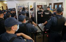 Акция в поддержку Стерненко: у одного из участников обнаружили травмат