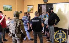 На заводі "Електроважмаш" проводяться обшуки через розтрату держмайна (фото)