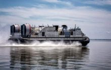 США успешно испытали новый десантный транспорт на воздушной подушке