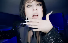 MARUV выпустила провокационный клип на песню "I Want You" (видео)