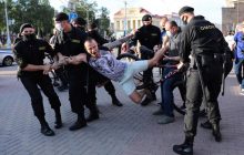 Протесты в Беларуси: силовики задержали почти 100 человек