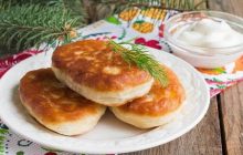 Румяные жареные пирожки: как приготовить вкусные и пышные на кефире