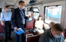 УЗ и полиция проверили, как пассажиры электричек придерживаются карантинных правил (видео)