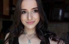 Встигла вибігти: друзі розповіли історію дівчини, яка втратила родину після вибуху будинку у Києві