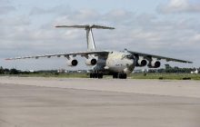 Як у Борисполі гуманітарну допомогу на мільйон доларів з Китаю зустрічали (фоторепортаж)