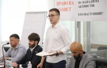 Суд в Одессе отправил Стерненко под ночной домашний арест