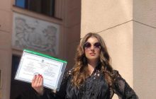 Дочь Кузьмы Скрябина получила диплом медика и отпраздновала выпускной (фото)