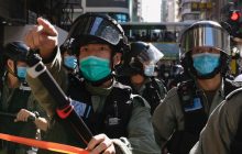 В Гонконге арестовали более 50 человек после беспорядков во время протестов (фото)
