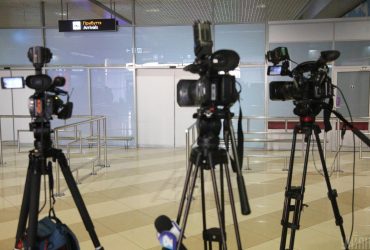 Росія заборонила в’їзд десяткам журналістів, які представляють відомі ЗМІ