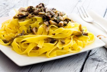 Комфортна їжа: шеф-кухар поділився смачним і простим рецептом макаронів із сиром