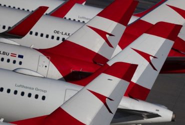 Рейс австрійської авіакомпанії довелося перервати через масову поломку туалетів