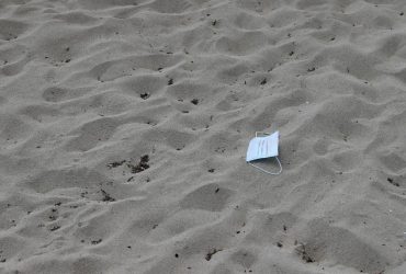 На Майорке врач продавал туристам отрицательные тесты на COVID-19