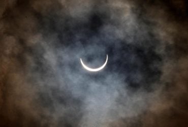 Переломне затемнення 21 вересня: чотири знаки Зодіаку почнуть нове життя