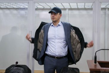 Прокуроры не настаивают на аресте экс-министра инфраструктуры Омеляна