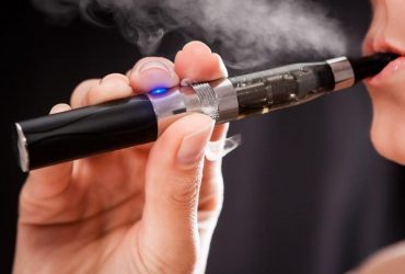 Обмеження вейпінгу можуть підвищити кількість захворювань і смертей від тютюнокуріння - британські експерти