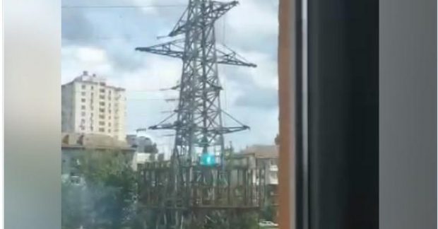 Взрыв электровышки - в Киеве обесточен Днепровский район — УНИАН