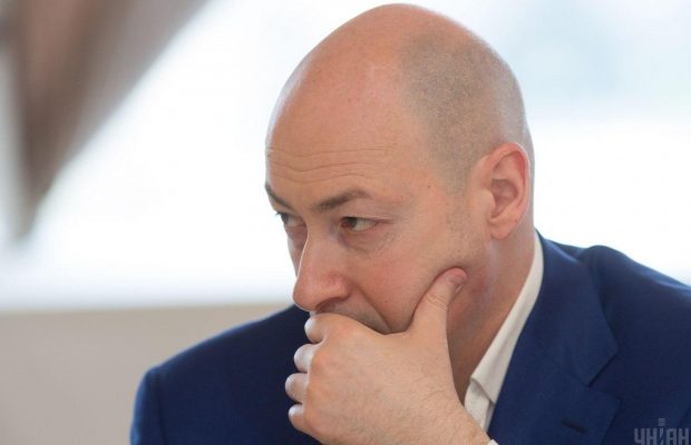 "Вибух мозку": Дмитро Гордон заінтригував своїх шанувальників інтерв'ю з Пугачовим