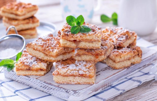 Ароматный пирог с вареньем: как приготовить невероятную выпечку