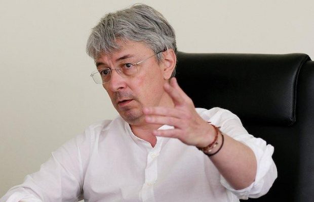 "Діти не повинні відповідати": Ткаченко про скандал із відстороненням хлопчика від участі у Євробаченні