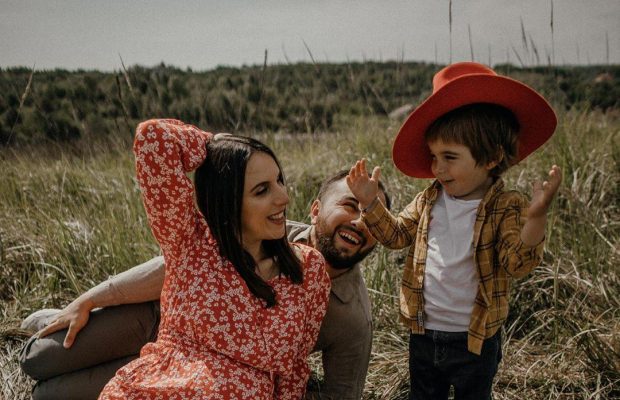 Сімейне щастя: Джамала показала ніжні знімки з чоловіком і маленьким сином