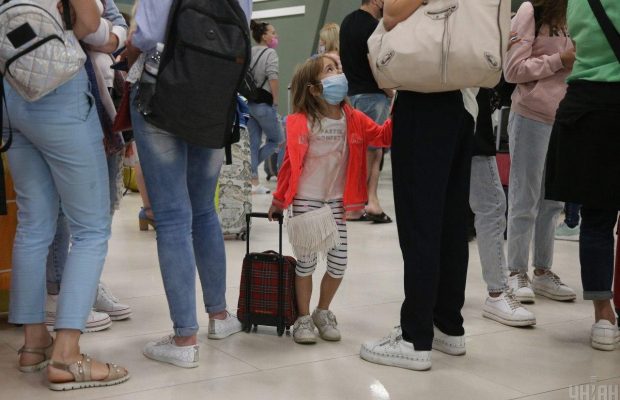 Країни ЄС не змогли погодити список третіх країн, яким відкриють кордон