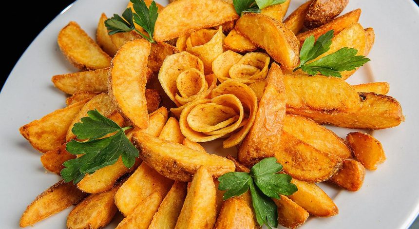 Аппетитная и ароматная картошка по-деревенски: как приготовить вкусное блюдо