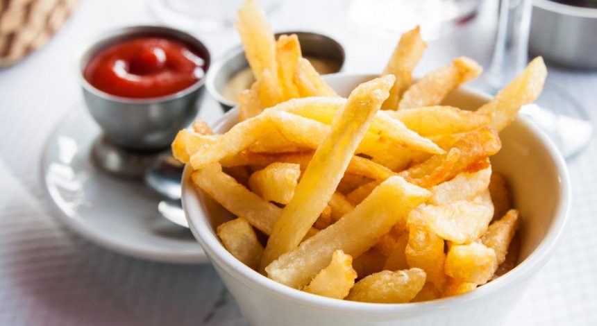 Хрустка й золотиста картопля фрі: як приготувати в домашніх умовах