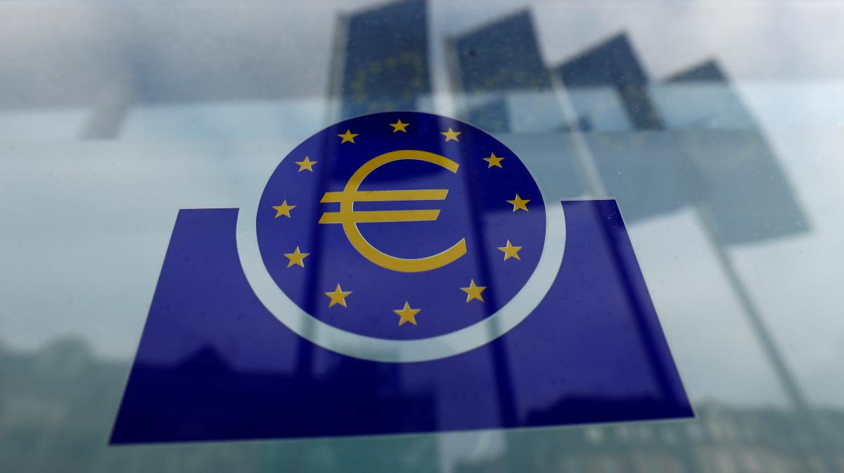 ЕЦБ предупредил о финансовом напряжении в странах еврозоны / фото REUTERS ЕЦБ предупредил о финансовом напряжении в странах еврозоны / фото REUTERS