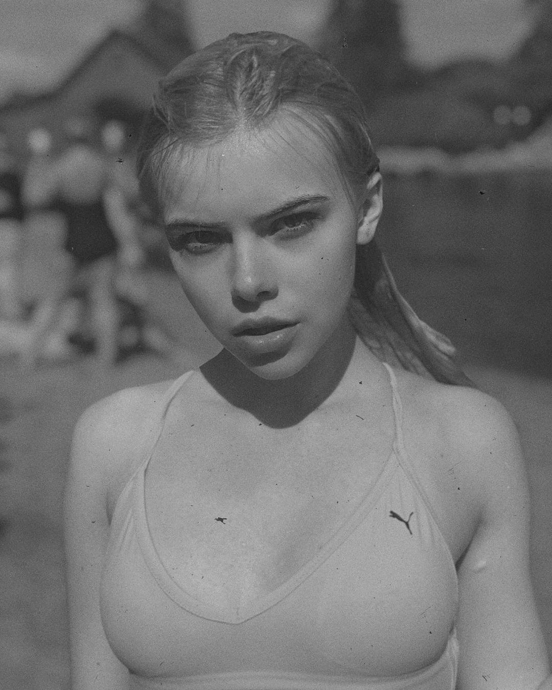 Маша в купальнике / фото instagram.com/masha.crush Маша в купальнике / фото instagram.com/masha.crush