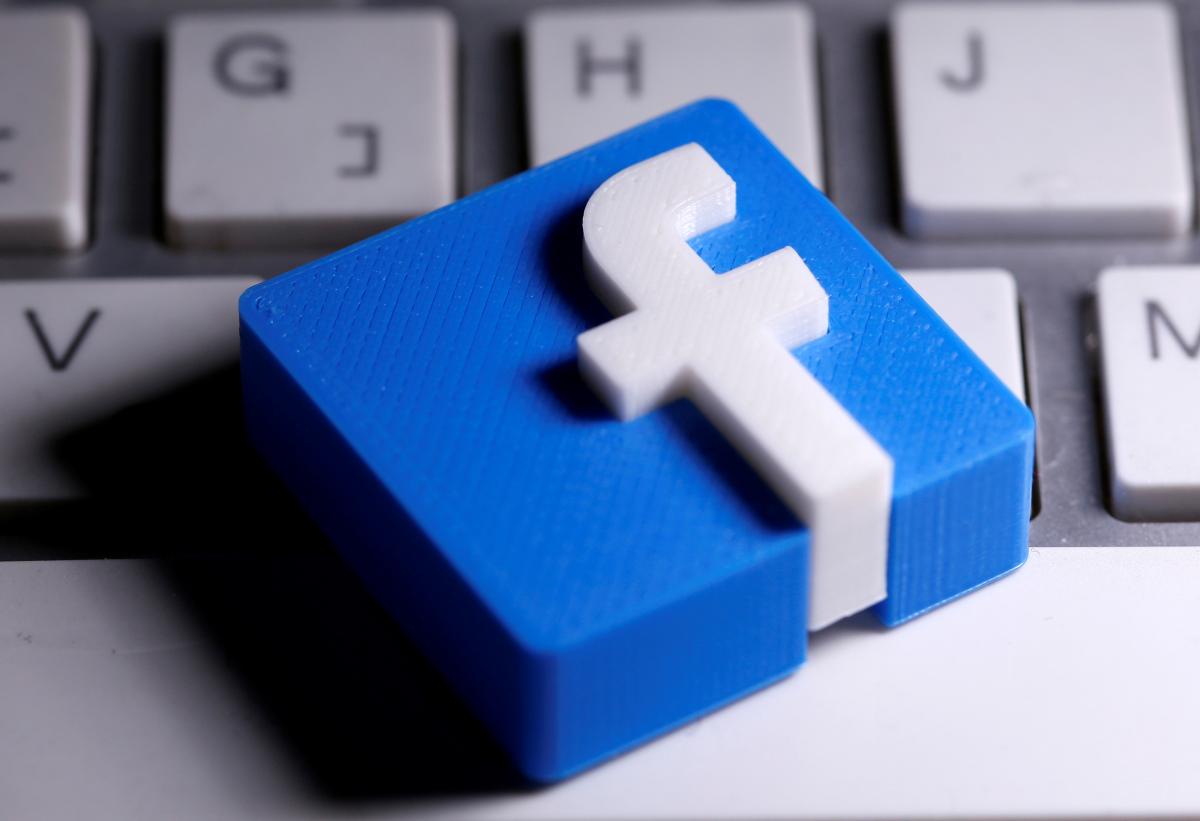 Facebook блокирует сообщения с оскорблениями россиян / фото REUTERS Facebook блокирует сообщения с оскорблениями россиян / фото REUTERS