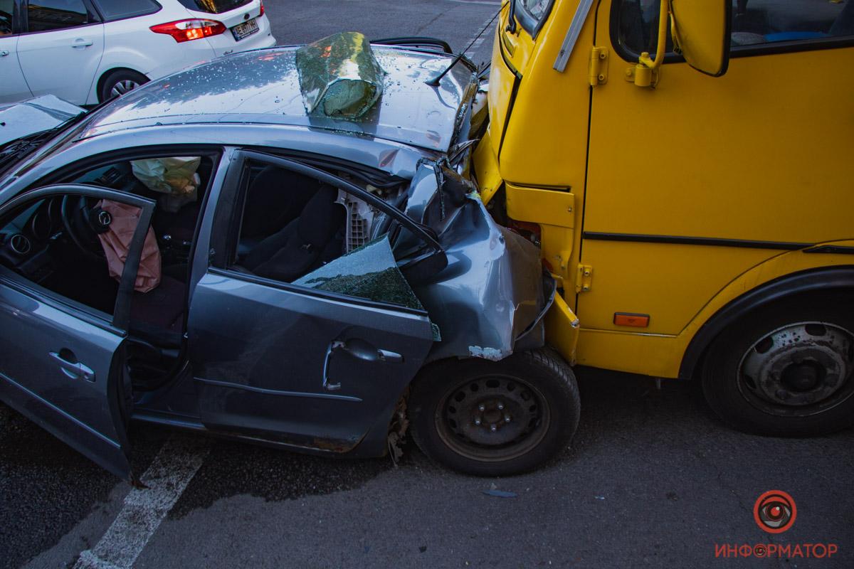 Попередньо відомо про одного постраждалого / фото Інформатор Попередньо відомо про одного постраждалого / фото Інформатор