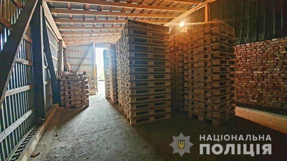 Обшуки на Івано-Франківщині / фото if.npu.gov.ua Обшуки на Івано-Франківщині / фото if.npu.gov.ua