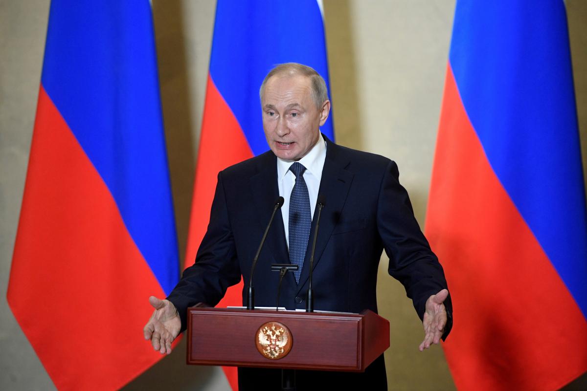 Владимир Путин 21 сентября издал указ о частичной мобилизации / фото REUTERS Владимир Путин 21 сентября издал указ о частичной мобилизации / фото REUTERS