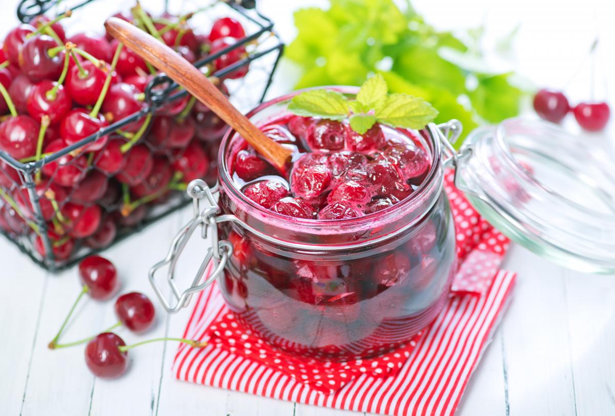 Вкусное варенье из черешни - рецепт / фото ua.depositphotos.com Вкусное варенье из черешни - рецепт / фото ua.depositphotos.com