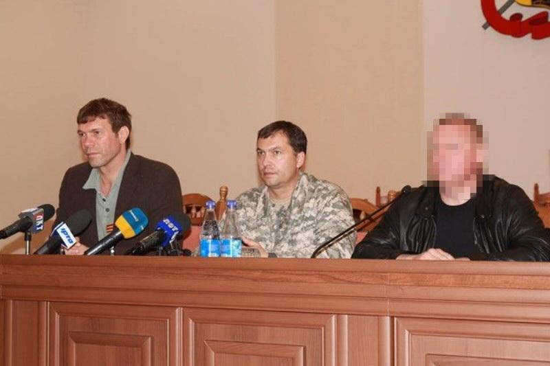 В Луганской области СБУ задержала одного из ключевых организаторов псевдореферендума за "ЛНР" / фото ssu.gov.ua В Луганской области СБУ задержала одного из ключевых организаторов псевдореферендума за "ЛНР" / фото ssu.gov.ua