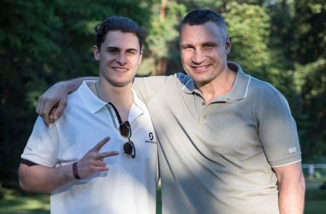Виталий Кличко со старшим сыном Егором / фото facebook.com/Vitaliy.Klychko