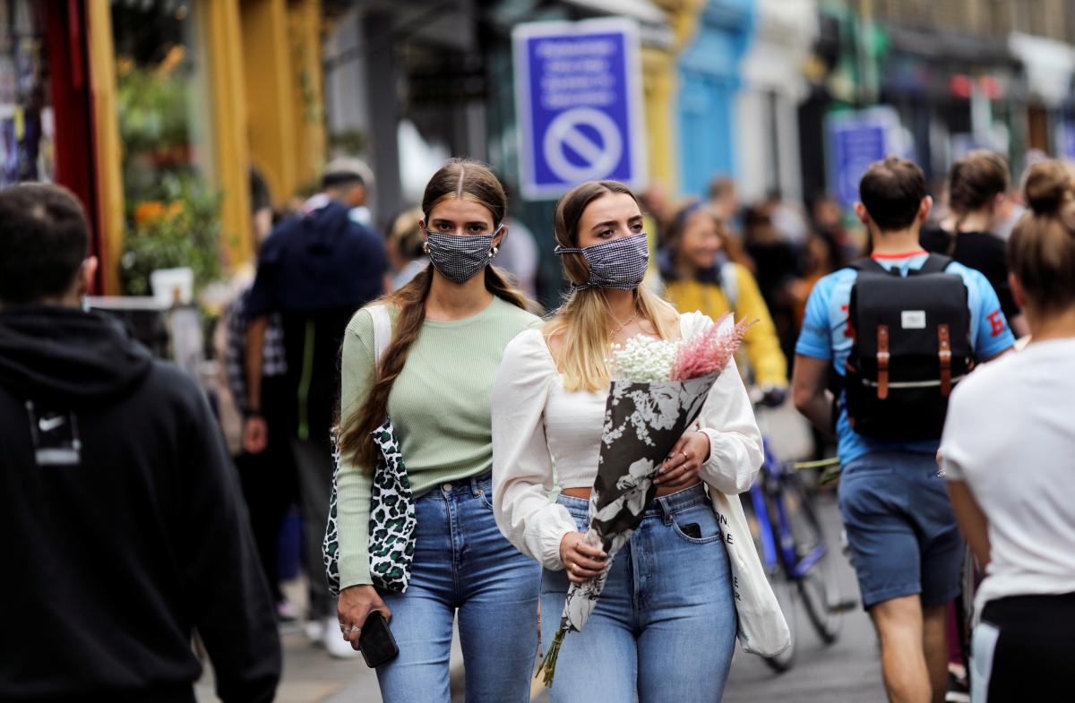В Киеве за сутки на коронавирус заболела сотни людей \ REUTERS