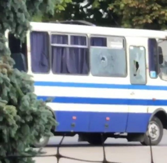 Автобус с заложниками в Луцке / фото volynnews.com