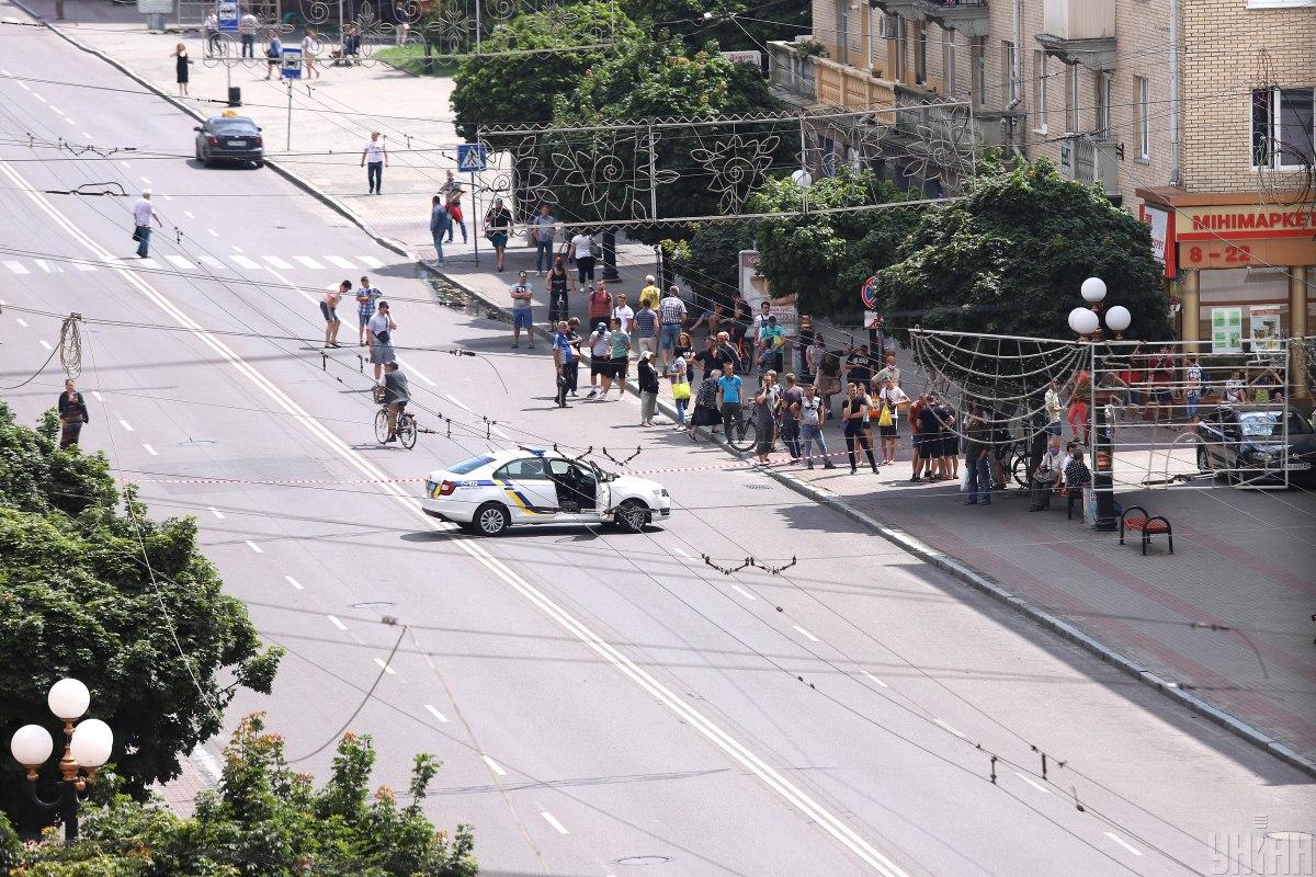 C чоловіком почали спілкуватися психологи / фото УНІАН C чоловіком почали спілкуватися психологи / фото УНІАН