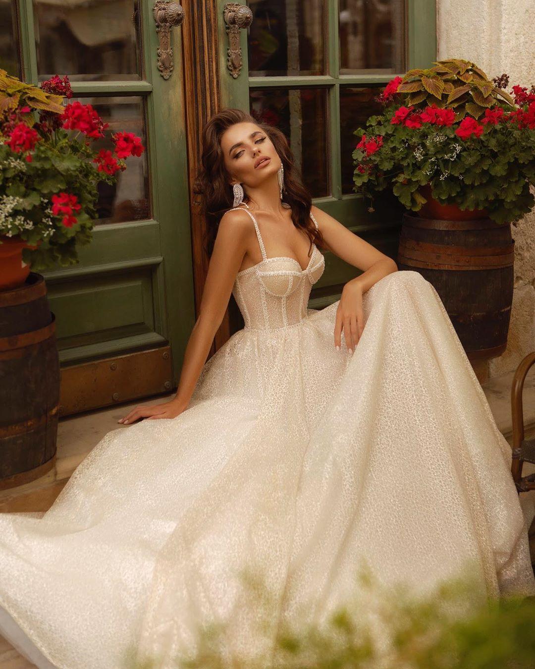 Свадебное платье / instagram.com/crystalsalon.kyiv