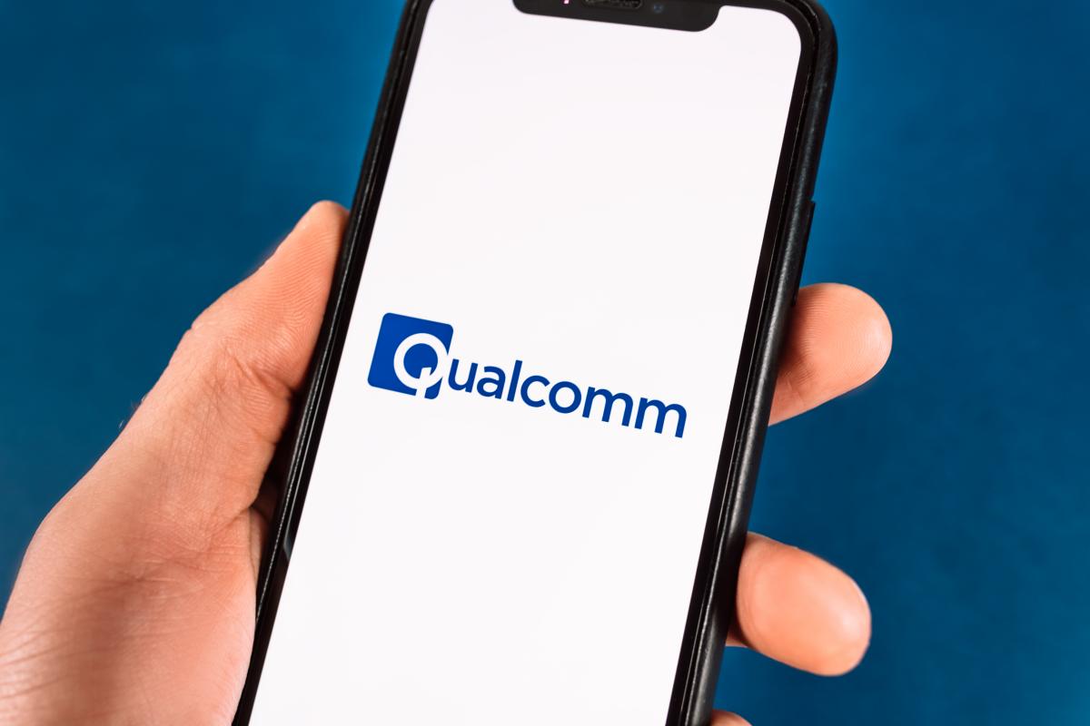 Qualcomm представила новую сверхбыструю зарядку Quick Charge 5 / фото ua.depositphotos.com