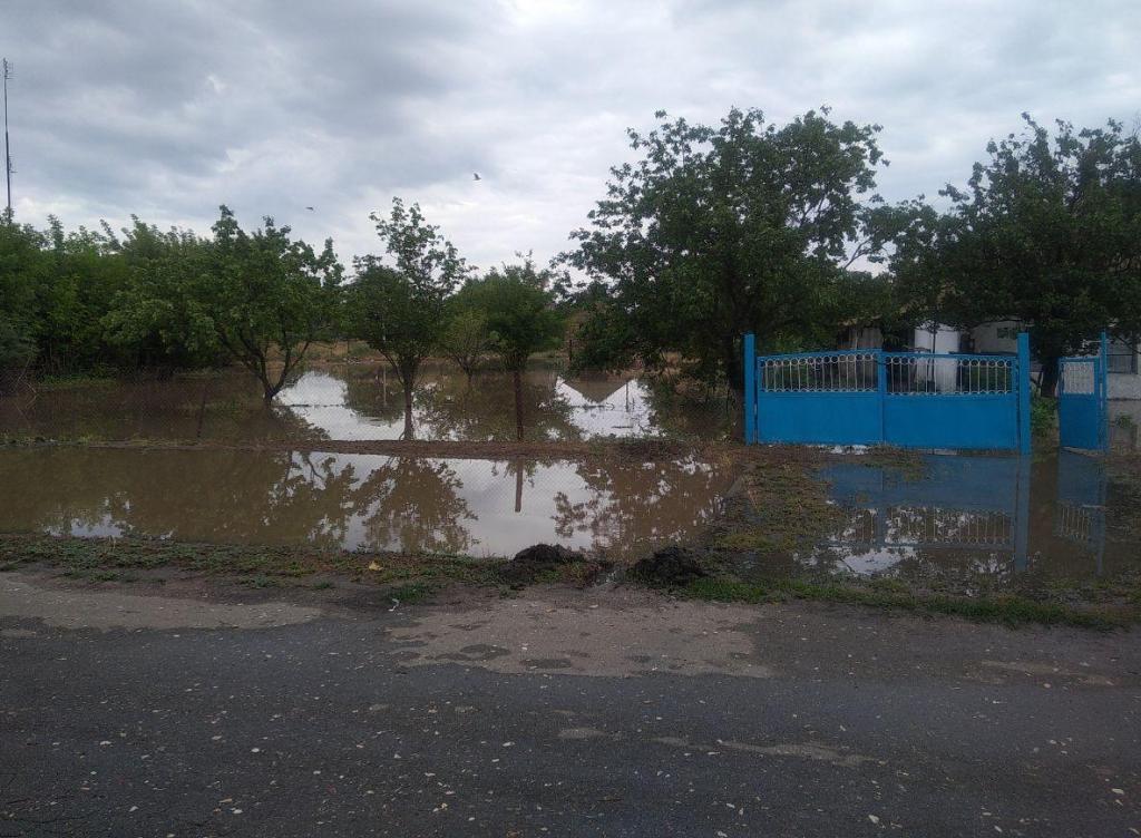 Ливень затопил село в Херсонской области / ГСЧС Ливень затопил село в Херсонской области / ГСЧС