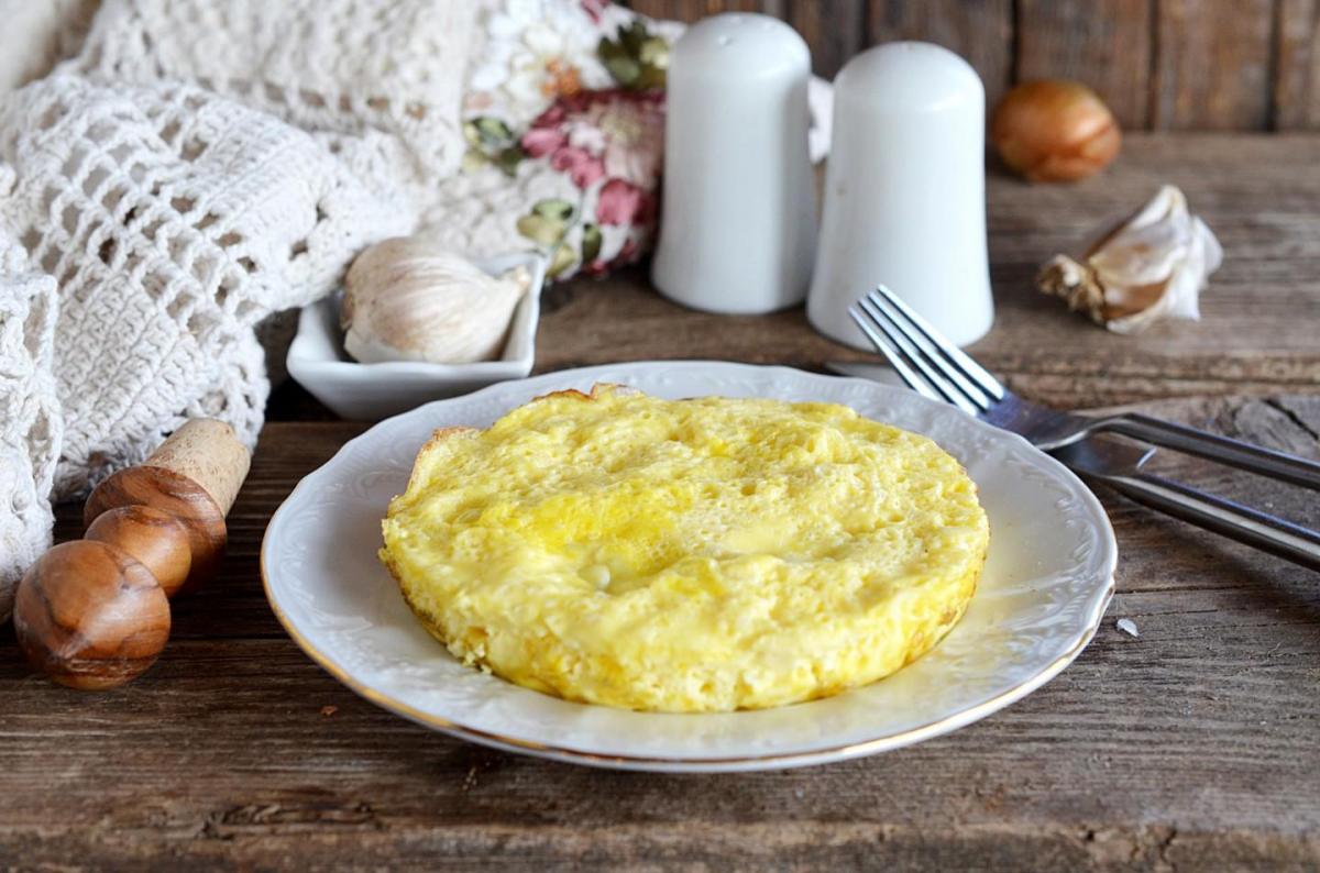 На приготування цього омлету ви витратите всього хвилину/ 1000.menu На приготування цього омлету ви витратите всього хвилину/ 1000.menu